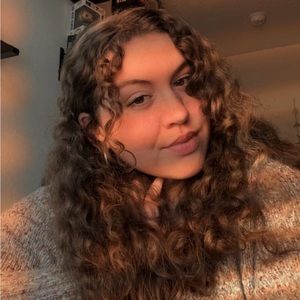 Meet your Posher, Mallory